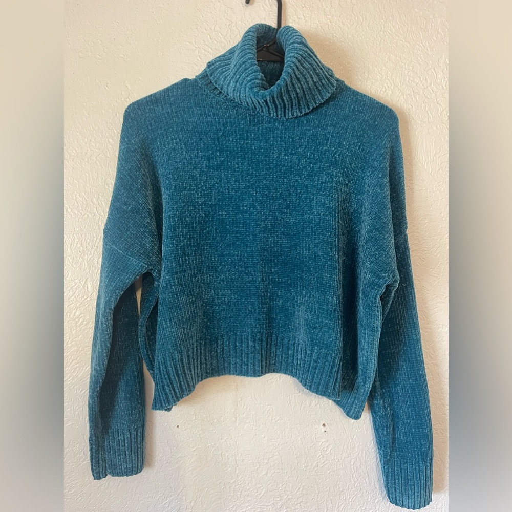 Revolve sweater: Lovers and friends. Size XS. Like New!